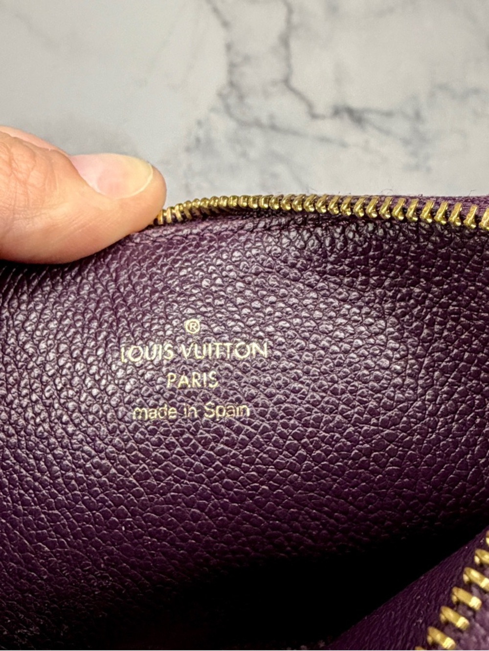 Louis Vuitton Purple Aubergine Empreinte Leather Zippy Pouch - Picture 7 of 9